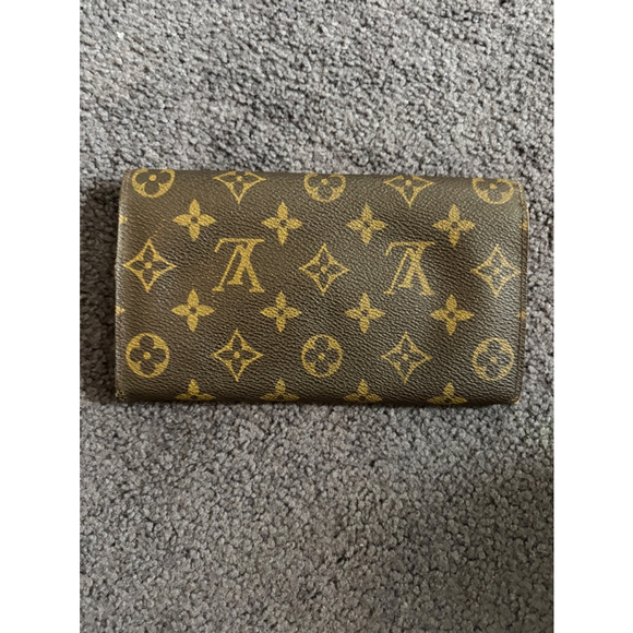 Louis Vuitton Long Credit Card Sarah Wallet - Picture 2 of 8